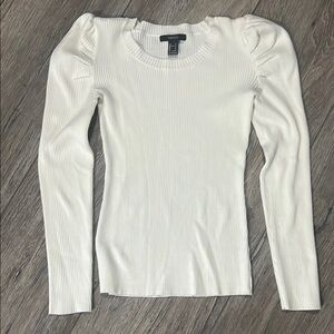 Forever 21 White Sweater Small